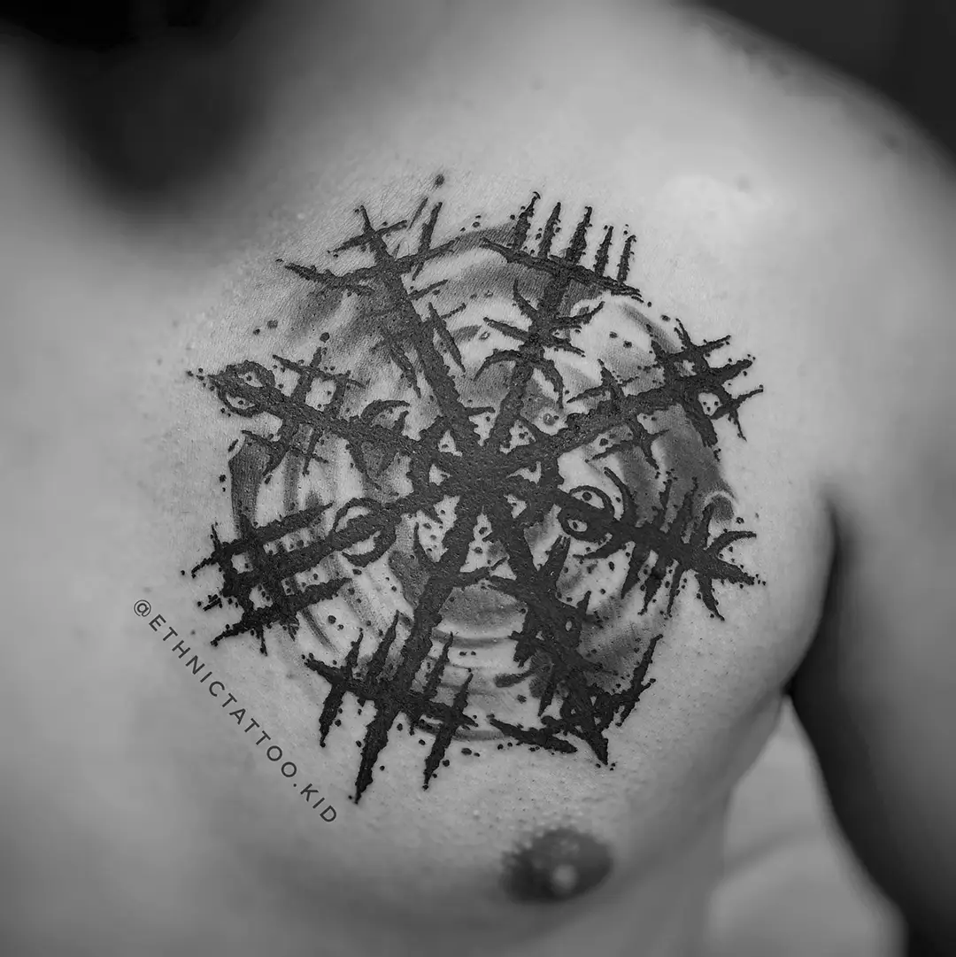 Tatuaje de Vegvisir hecho a freehand por Ethnictattoo.kid